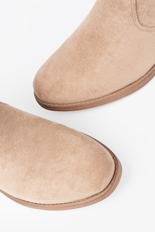 béžová čižmy s volánovým zvrškom