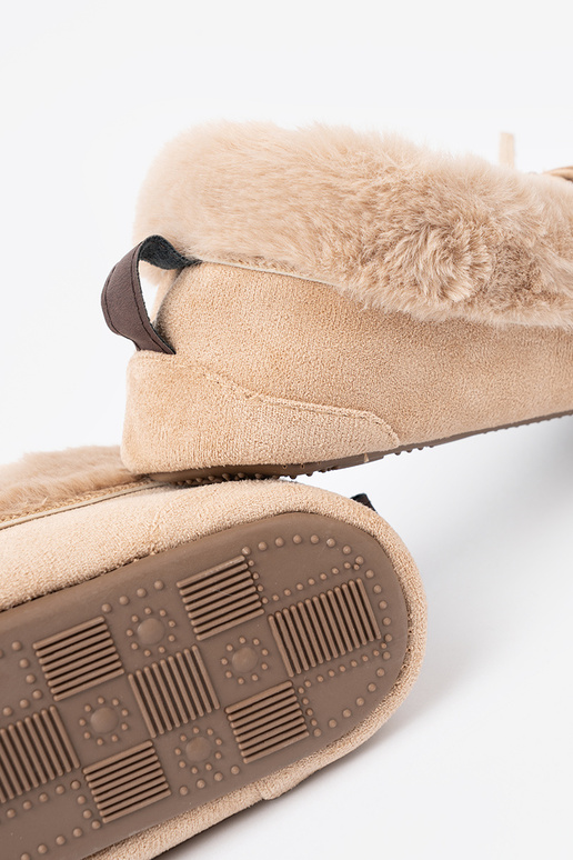 teplý béžová kapcie typu Dámske mokasíny s lukom