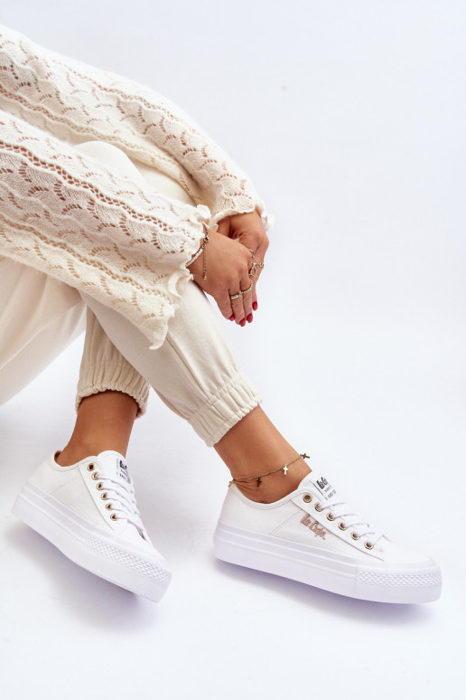 Dámske topánky na platforme Lee Cooper LCW-24-31-2725 biele