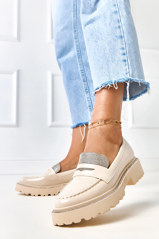 Pieskové lakované mokasíny zdobené...