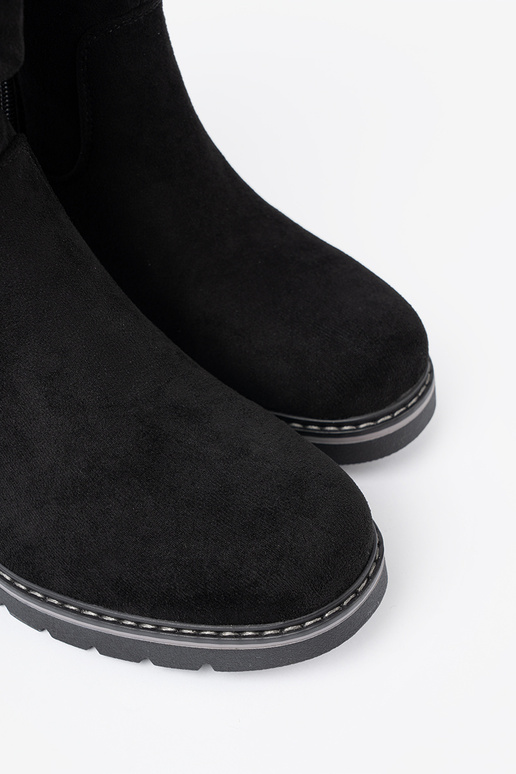 Dámske čižmy čierna z ozdobnym marszczeniem