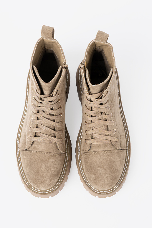 béžová topánky so srdcom i grubą podeszIną