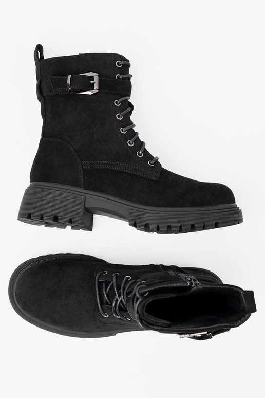 čierna topánky s prackami i šnurovaniem