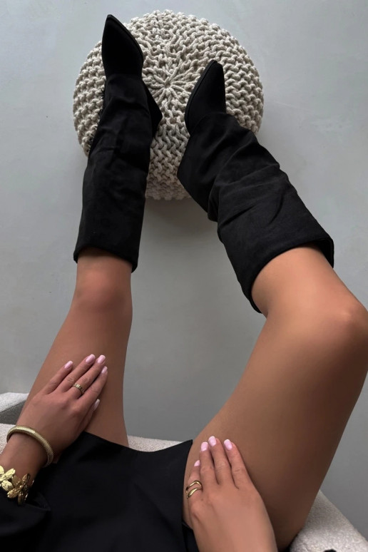 Nazúvacie dámske vysoké kovbojské čižmy so strapcami a podpätkom, čierne Zalia