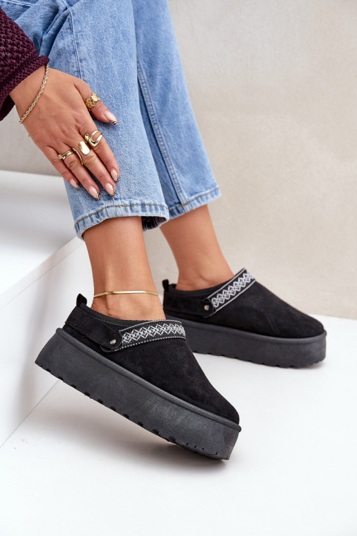 Snehule S Ornatem Haftem čierna Selithria