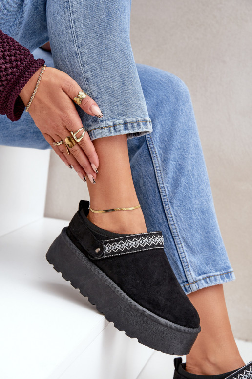 Snehule S Ornatem Haftem čierna Selithria