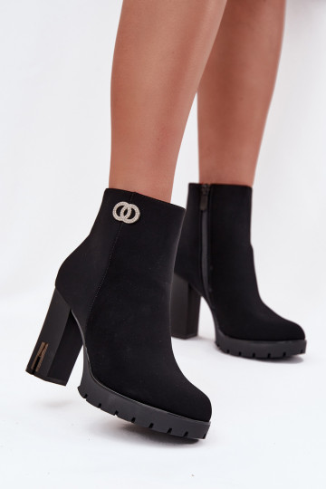 zahriať sa Dámske čižmy S Ornatem Detalem čierna Vessara 2