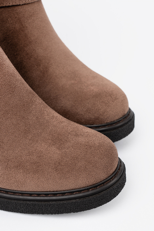 Štýlový béžová čižmy na stabilnej päte