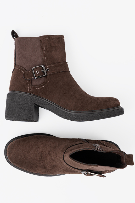 Štýlový Hnedá farba čižmy na stabilnej päte