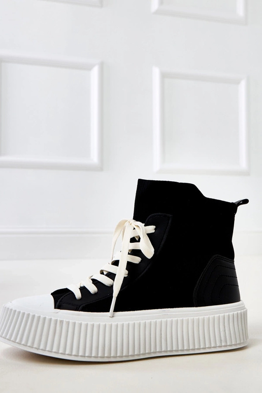 Čierne športové topánky s platformou...