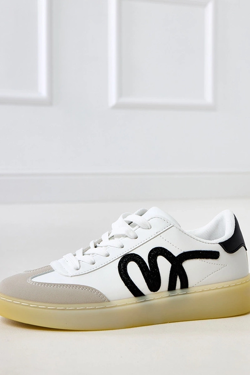 Biele športové topánky s platformou a...