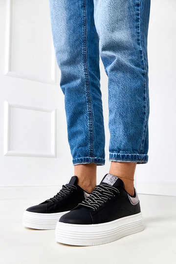 Čierne športové topánky s...