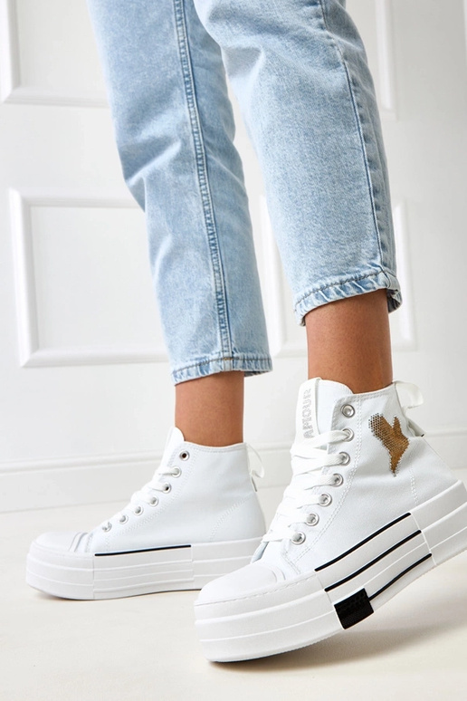 Biele vysoké športové topánky s...