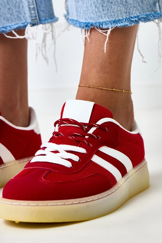 Červené sieťované tenisky s bielou...