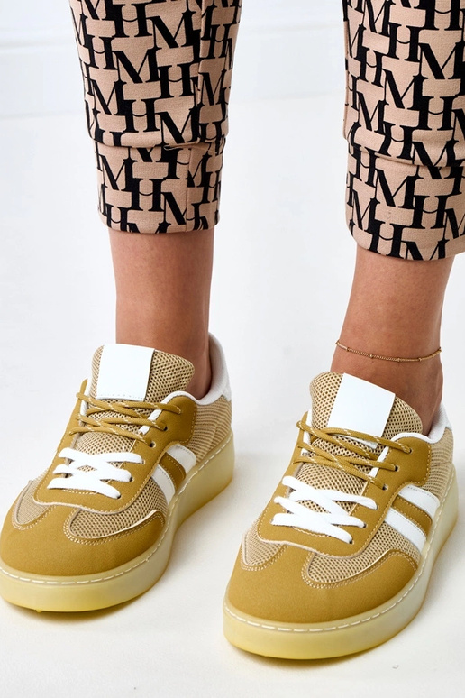 Žlté sieťované tenisky s bielou...