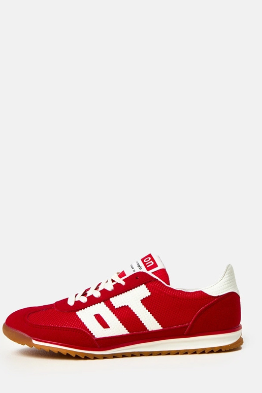 Červené športové tenisky s bielymi...