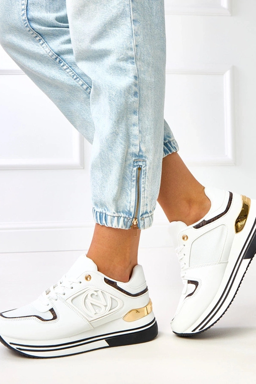 Bielo-čierne tenisky na platforme...