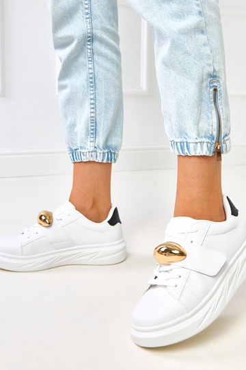 Biele tenisky na platforme... 2