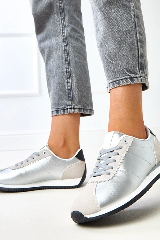 Strieborné športové topánky so...