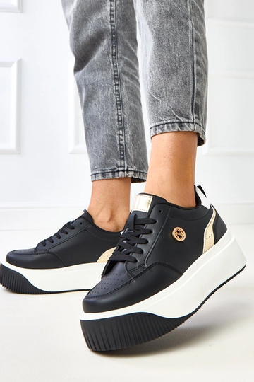 Čierne športové tenisky na... 2