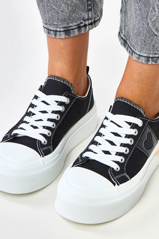 Čierne športové sandále na platforme...