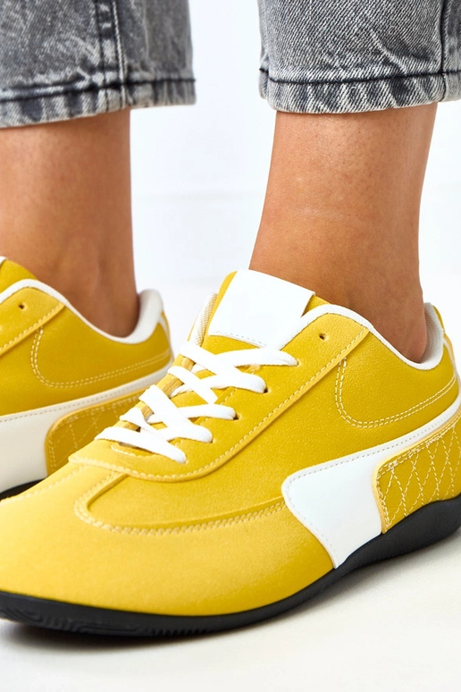 Žlté športové tenisky s bielym...