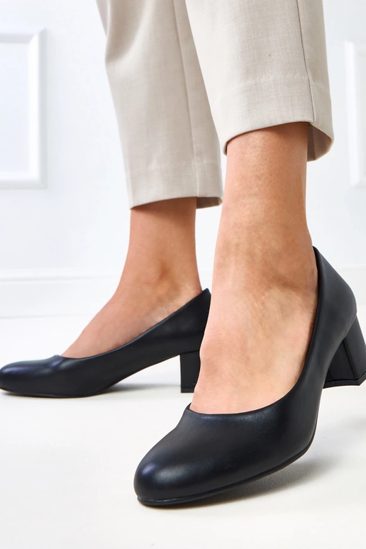 Čierne klasické baleríny s nízkym...