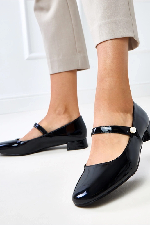 Čierne lakované vysoké podpätky s...