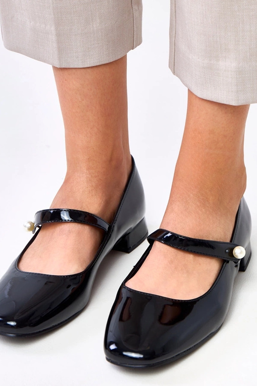 Čierne lakované vysoké podpätky s...