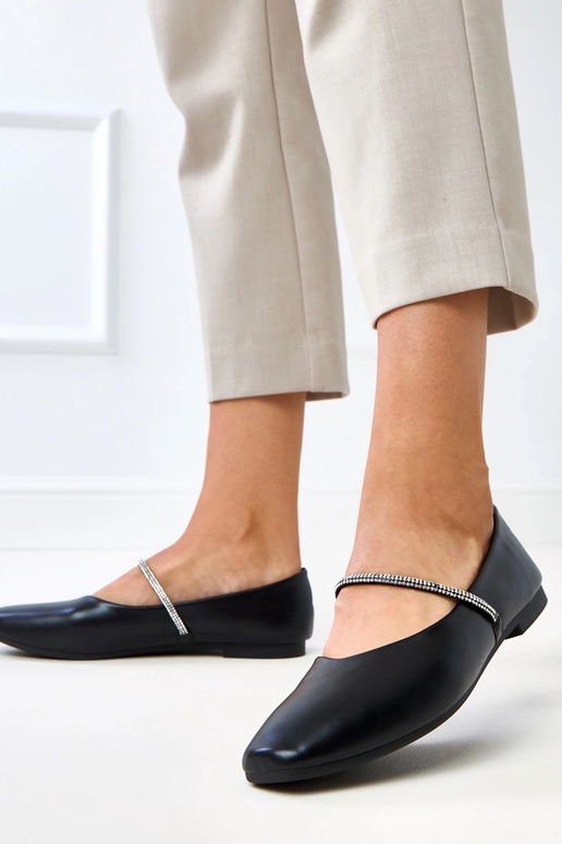 Čierne baleríny s dekoratívnym...