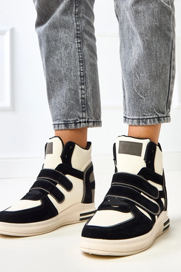 Vysoké čierno-biele tenisky...