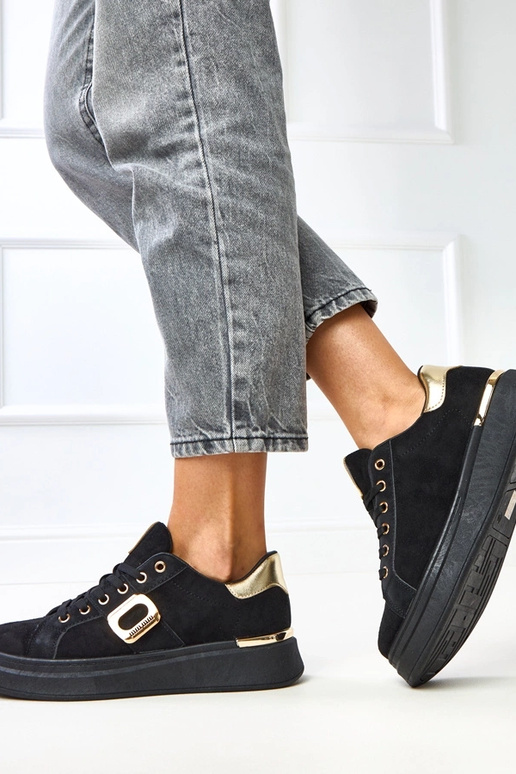 Čierne tenisky s platformou a zlatými...