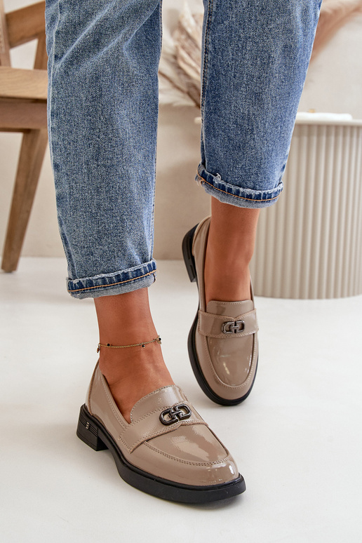 Lakované kožené mokasíny pieskovej... Lakované kožené mokasíny pieskovej...