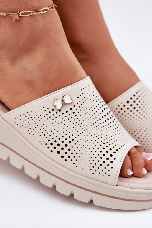 Kožené papuče Dámske Zapnuté INedge Vinceza 41477 béžová Kožené papuče Dámske Zapnuté INedge Vinceza 41477 béžová