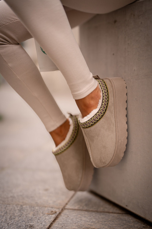 Snehule Dámske s platformou zahriať sa s kožušinou vo vnútri zelená farba Remenia