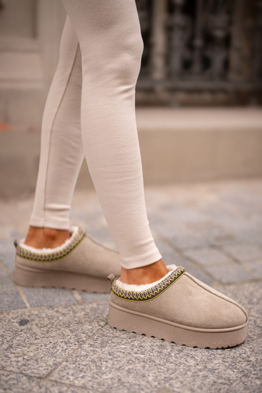 Snehule Dámske s platformou zahriať sa s kožušinou vo vnútri zelená farba Remenia