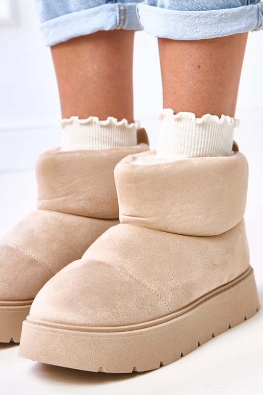 Svetlo pieskové zateplené snehové...