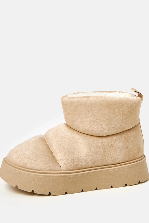 Svetlo pieskové zateplené snehové...