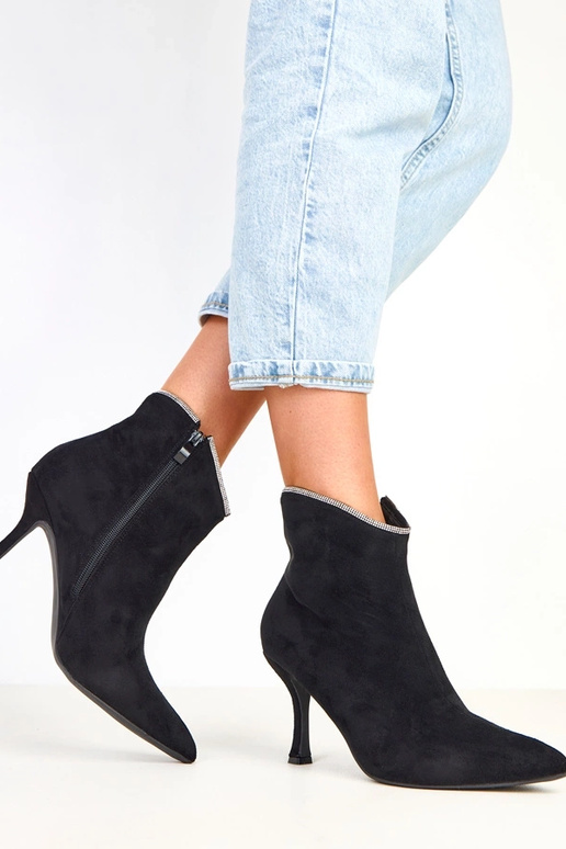 Čierne dámske čižmy s kryštálmi Silvia