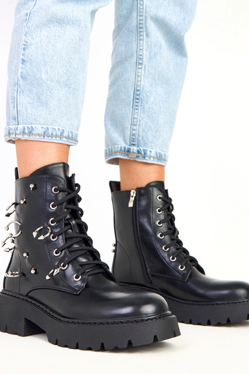 Čierne čižmy na platforme s...