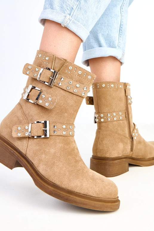 Hnedé boty s kryštálmi na nízkom... Hnedé boty s kryštálmi na nízkom...