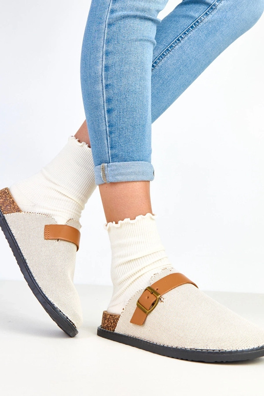 Hnedé šľapky na korkovej platforme so...