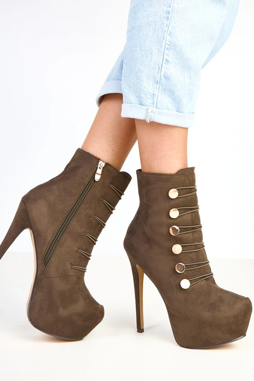 Zelené boty na platforme a vysokom... Zelené boty na platforme a vysokom...