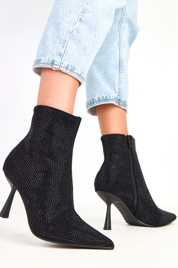 Čierne boty na vysokom... 2