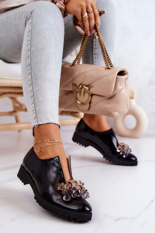 Elegantný štýl Kožené topánky s ozdobami čierna Cindy