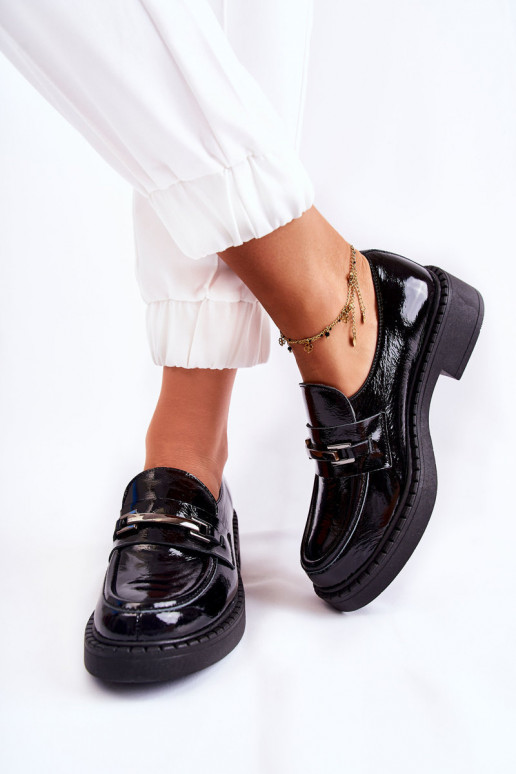 s lakovým efektom topánky So striebornou ozdobou čierna Lemar Hestill