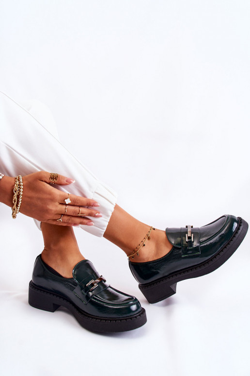 s lakovým efektom topánky So striebornou ozdobou zelená farba Lemar Hestill