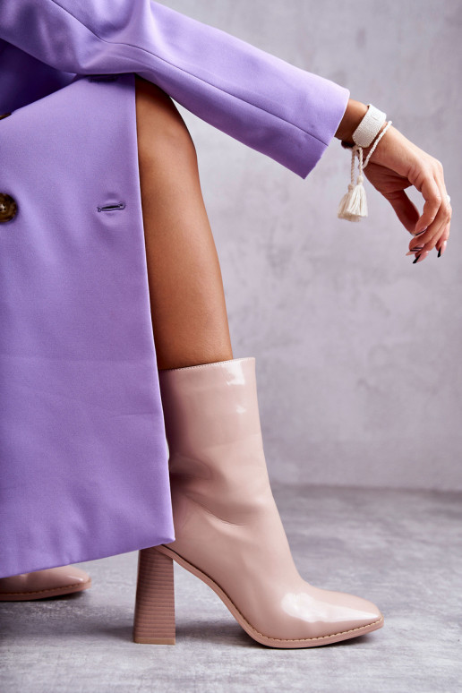 Dámske s lakovým efektom Čižmy čižmy béžová Márgit Dámske s lakovým efektom Čižmy čižmy béžová Márgit