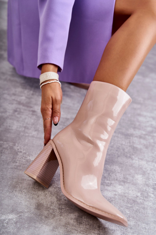 Dámske s lakovým efektom Čižmy čižmy béžová Márgit Dámske s lakovým efektom Čižmy čižmy béžová Márgit