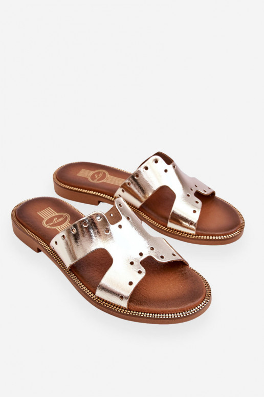 Zazoo 40326 Dámske Papuče S ozdobnými výrezmi zlatej farby Zazoo 40326 Dámske Papuče S ozdobnými výrezmi zlatej farby